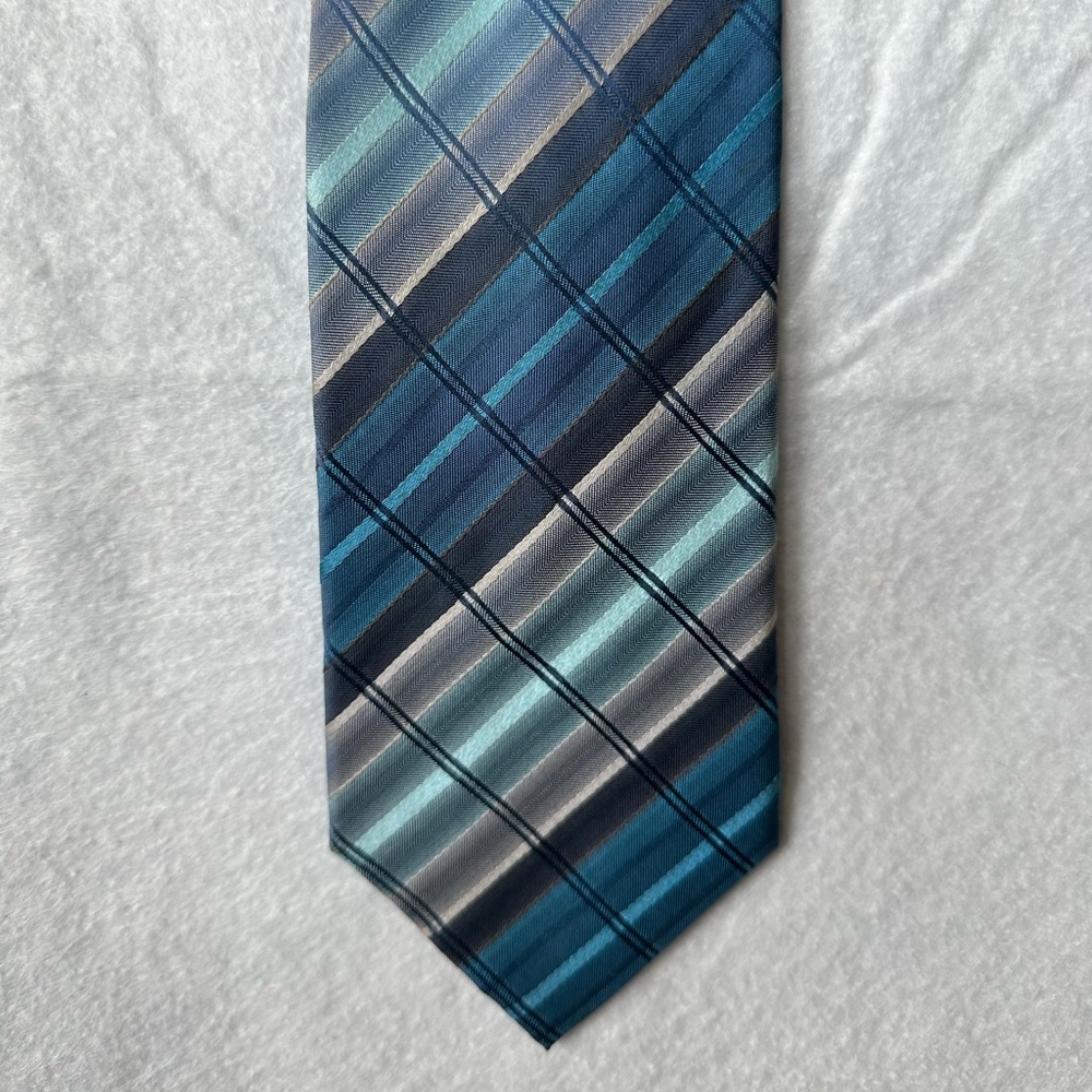 Van Heusen Silk Tie